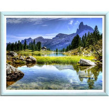 Load image into Gallery viewer, Diamond Painting Nature Lake
