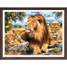 Load image into Gallery viewer, Lion Family 40X30cm
